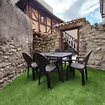 La Casa Escondida