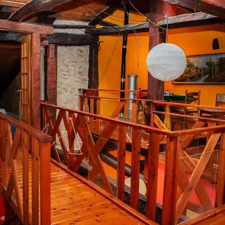 La Casa Escondida